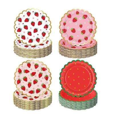 Клубничная бумажная тарелка